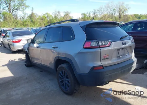 2019 Jeep Cherokee Latitude Plus 4X4 z USA, uszkodzony, nr VIN 1C4PJMLX0KD447094